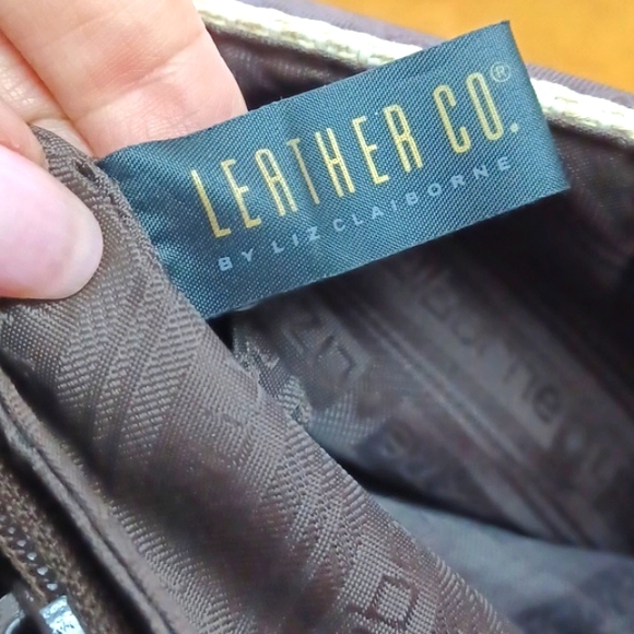 Liz Claiborne Leather& Linen Blend Crm/Brn X-Body/Shoulder Bag Numerous Sections - Picture 7 of 15